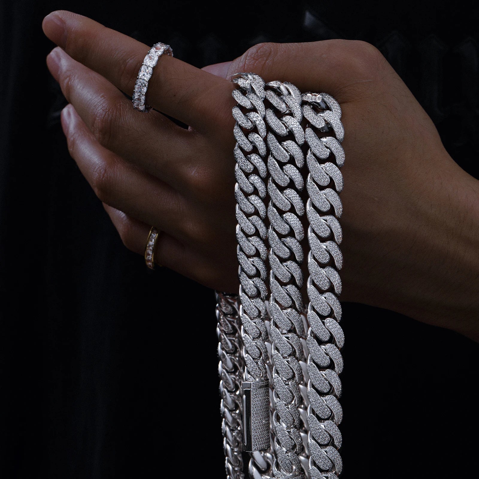 Moissanite Cuban Link Chain Necklace – 8mm–20mm | S925 Sterling Silver Hip Hop Jewelry for Men & Women
