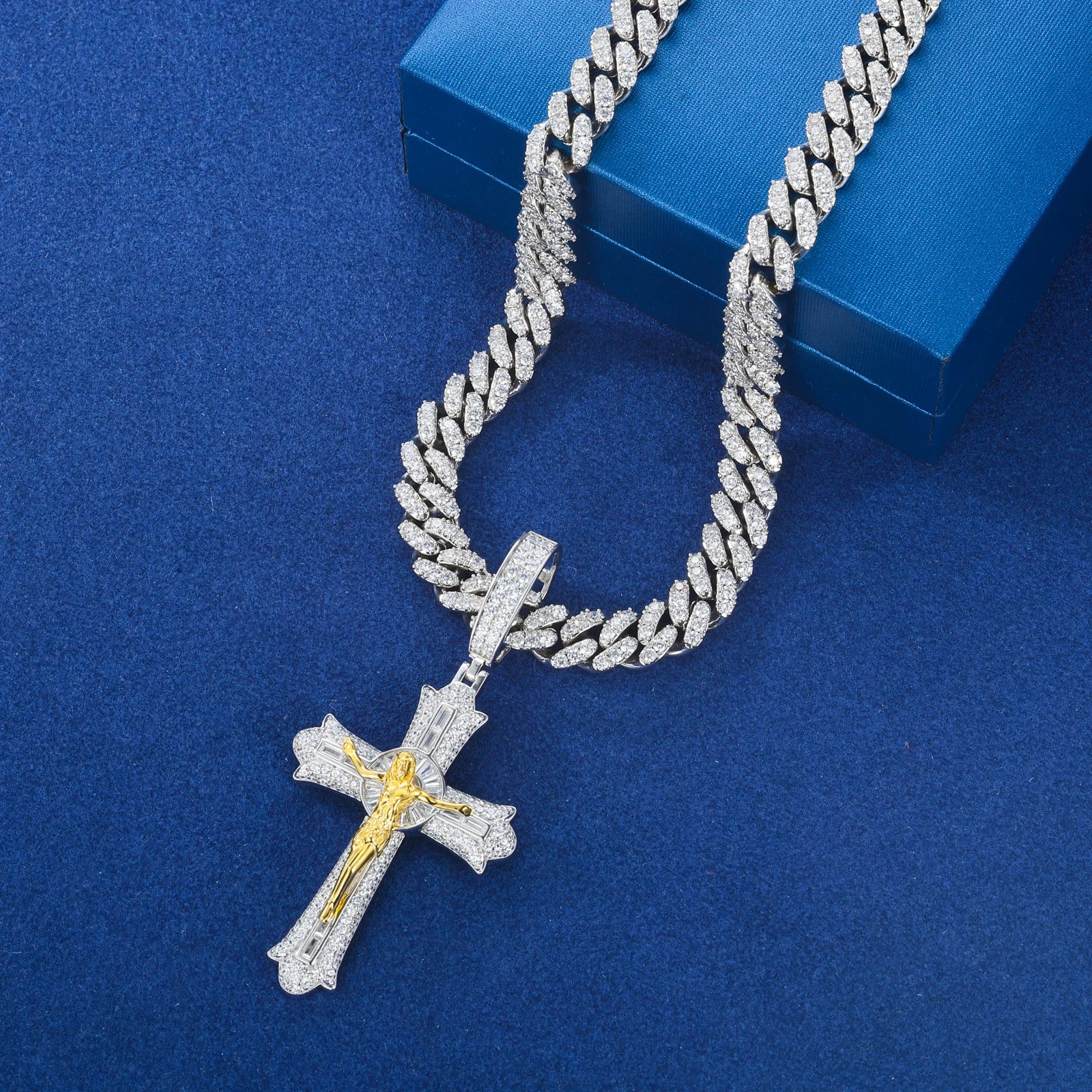 Moissanite Cross Pendant – D VVS Jesus Crucifix | 18K Gold Plated 925 Silver Religious Jewelry for Men & Women