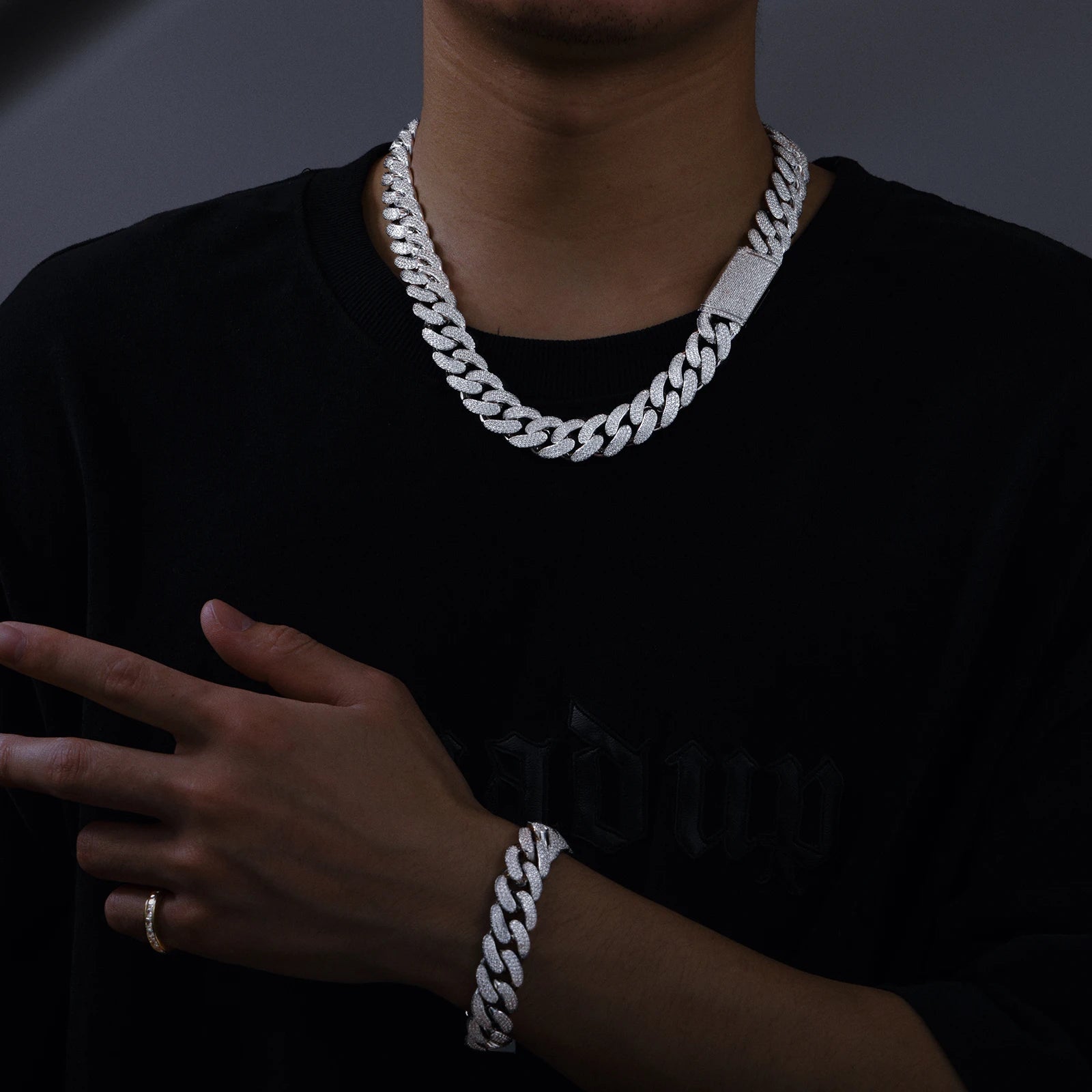 Moissanite Cuban Link Chain Necklace – 8mm–20mm | S925 Sterling Silver Hip Hop Jewelry for Men & Women