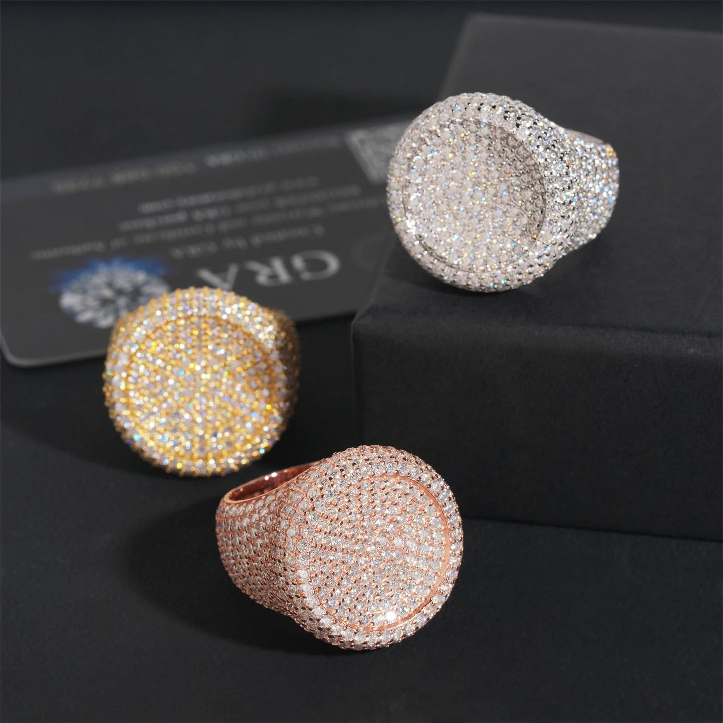 Round ring moissanite