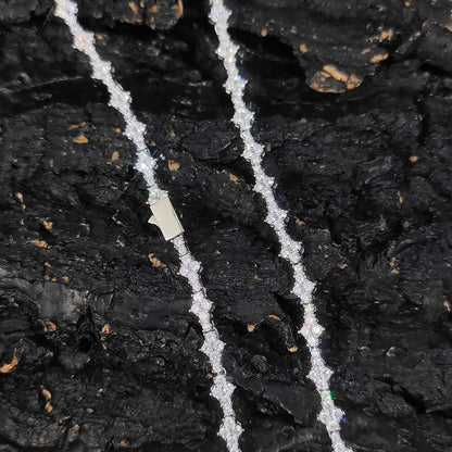 Flower tennis chain moissanite