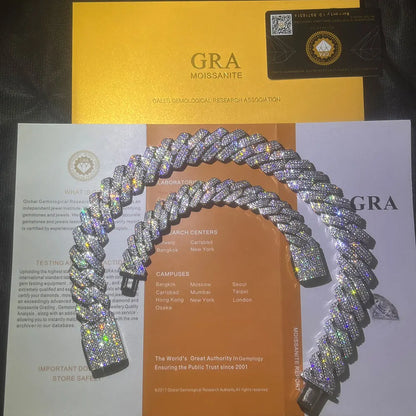 Cuban link moissanite