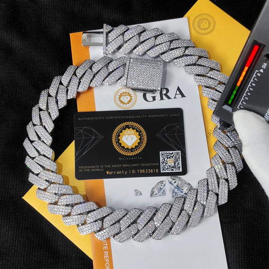 Cuban link moissanite