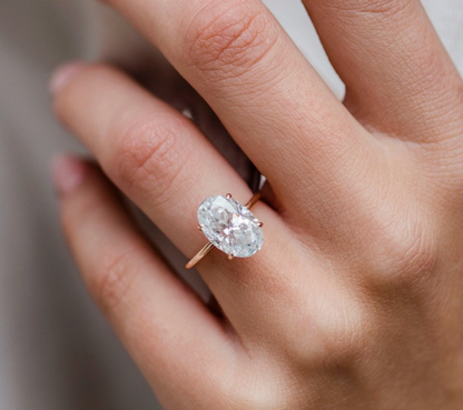 Oval solitare moissanite ring